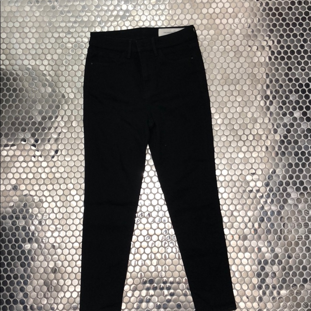 Black skinny jeans from Treasure and Bond
